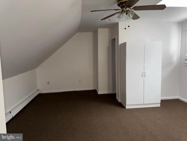 Building Photo - 6 N Main St