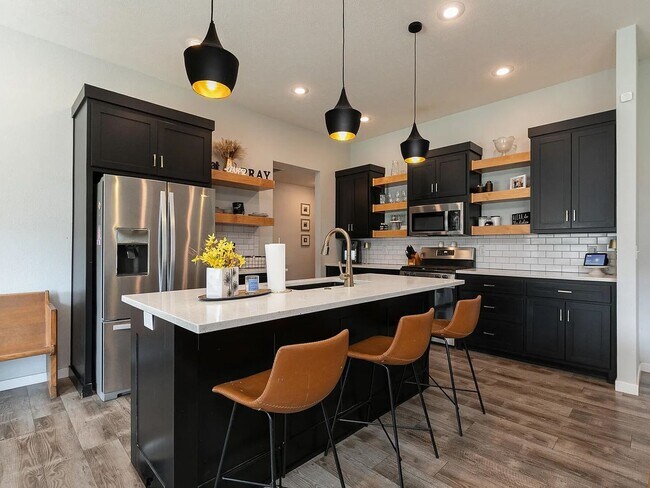 Building Photo - Your Dream Home Just Hit the Market – Don’t Miss Out!