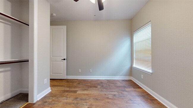 Building Photo - 5430 Camaguey St