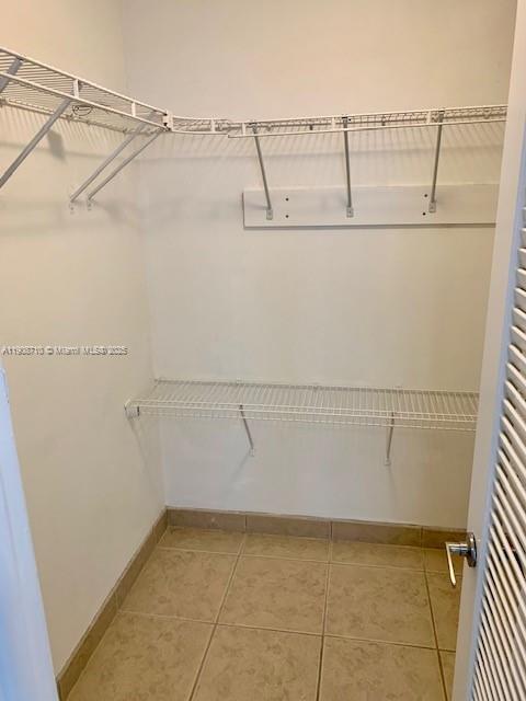 Building Photo - 5750 Collins Ave