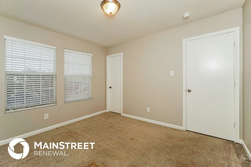 Building Photo - 8427 Miners Point