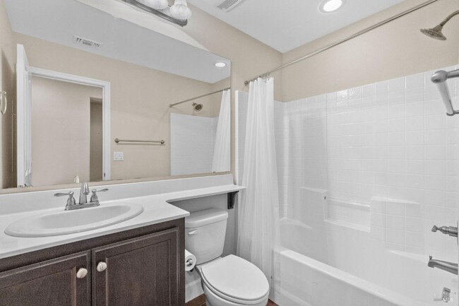 Building Photo - 524 Diamond Hills Dr