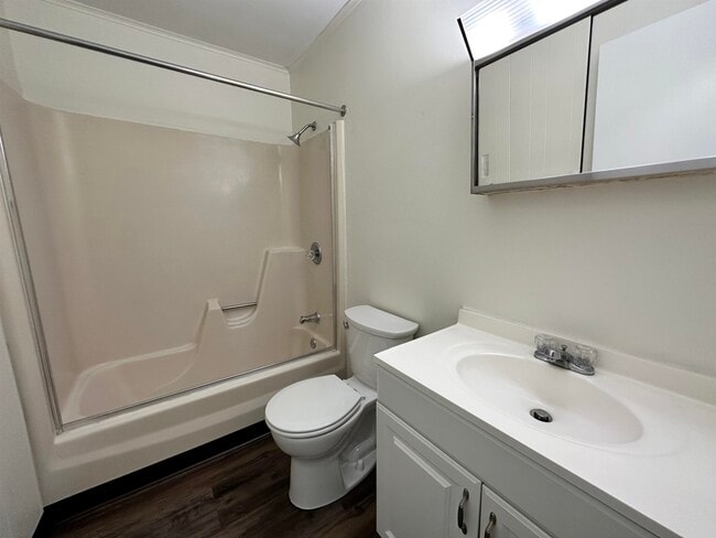 Building Photo - 3861 Brown Ave