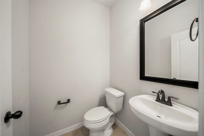 Building Photo - 12823 Ilderton Dr