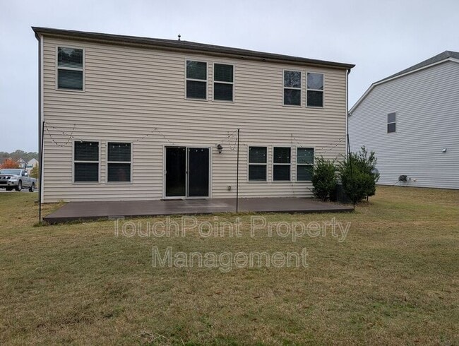 Building Photo - 5906 Fenway Dr