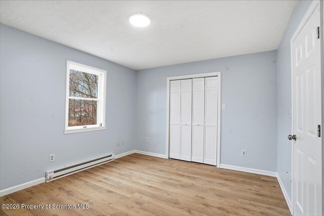 Building Photo - 21 Circle Dr