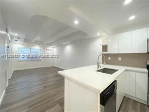 Building Photo - 2 br, 1 bath Condo - 1245 Pennsylvania Ave...