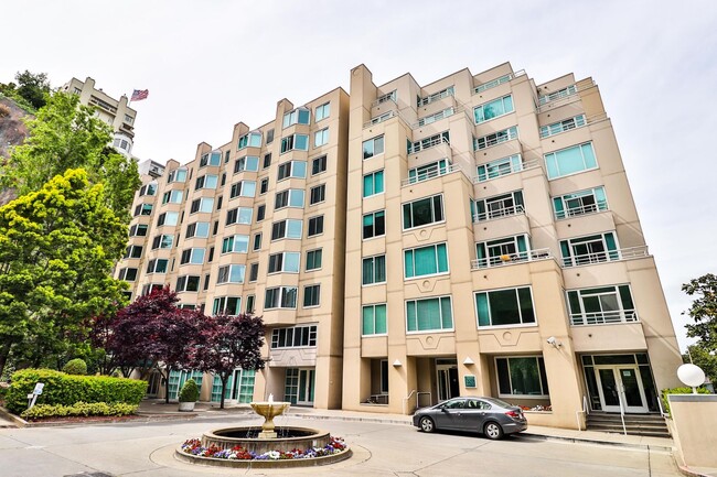 Building Photo - Spacious Jr. 1 Bedroom near Levi's Plaza |...