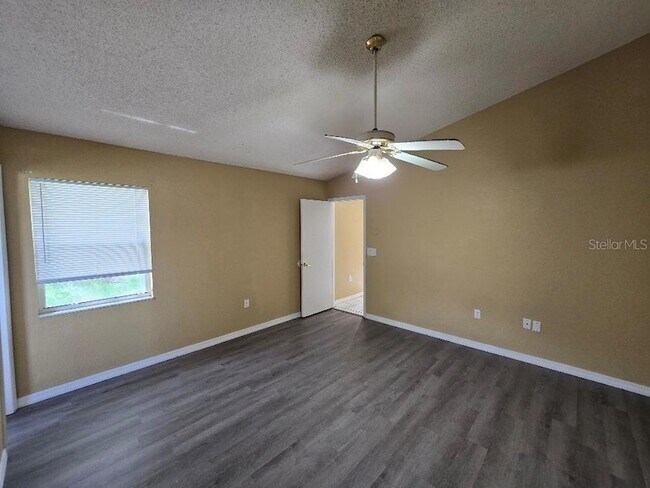 Building Photo - 3511 Majesty Loop