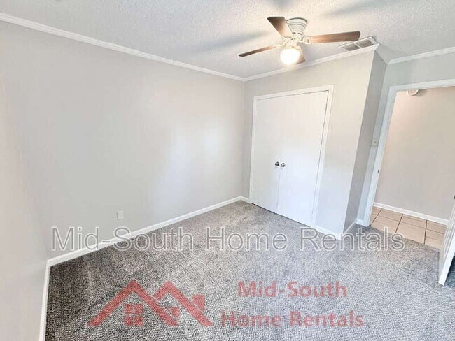 Building Photo - 4457 Walden Glen Cv