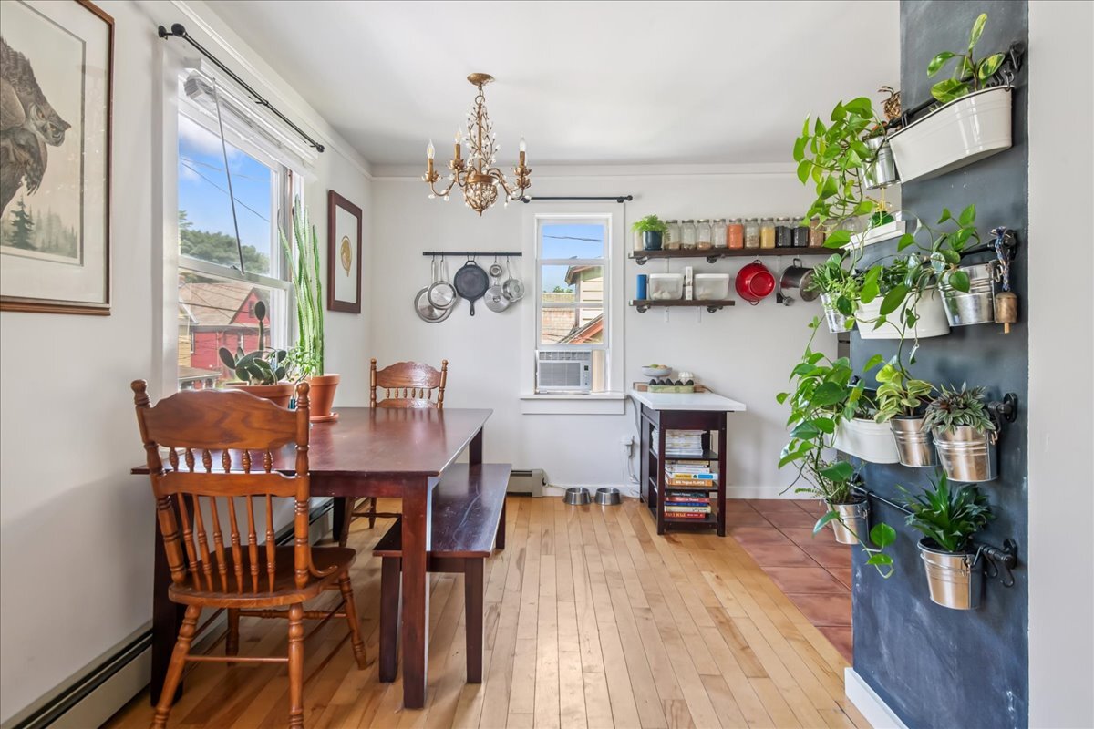 Building Photo - 72 Lakeview Ter