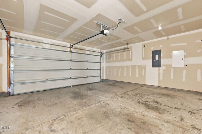 Building Photo - 58 Botanical Ct