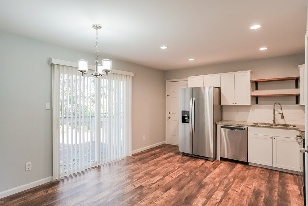 Building Photo - 5355 Forest Downs Cir