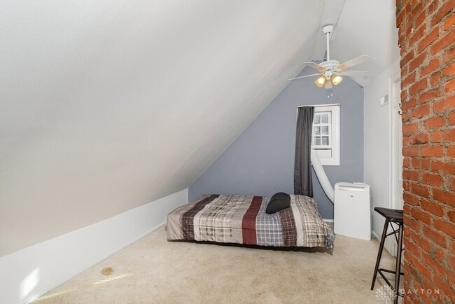 Building Photo - 6512 Park Ln