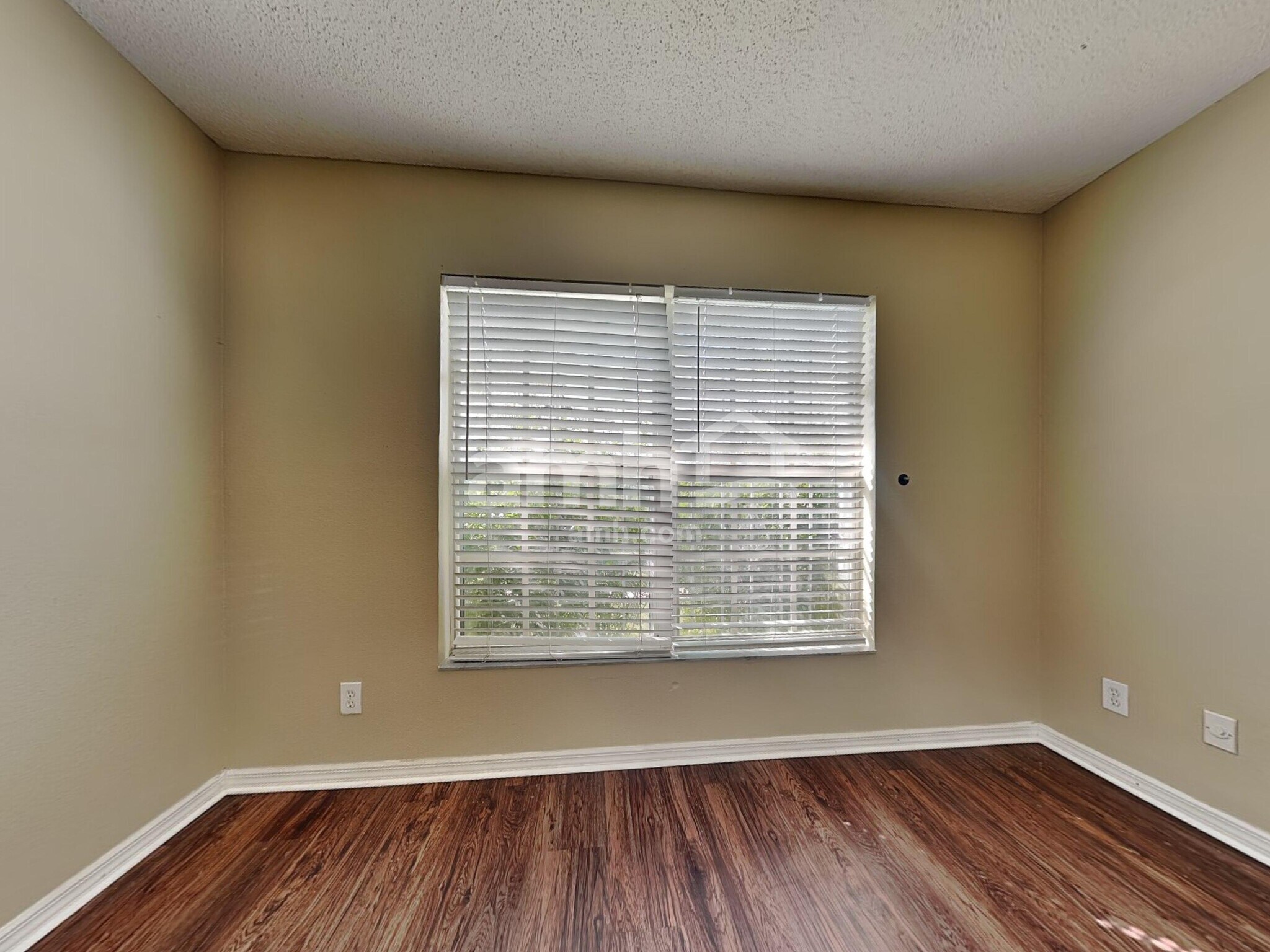 Building Photo - 5053 Foxcroft Ct