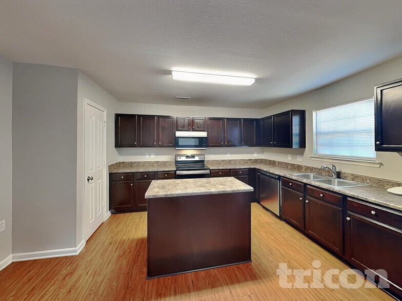 Building Photo - 4826 Manchineel Ln