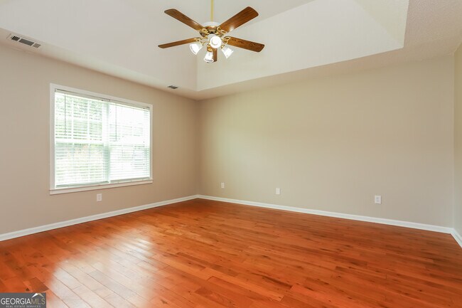 Building Photo - 147 Country Meadows Ct
