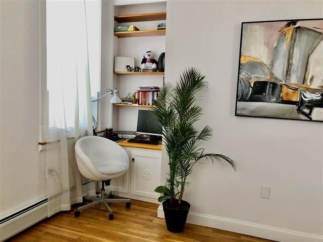 Building Photo - 319 Barrow St