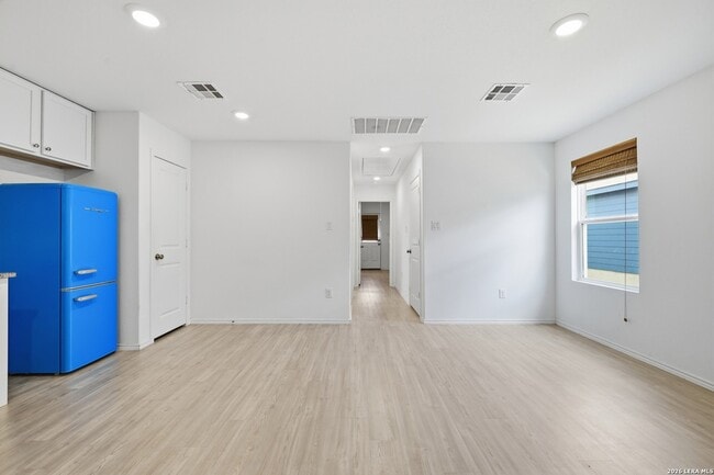 Building Photo - 8159 Serro Medina