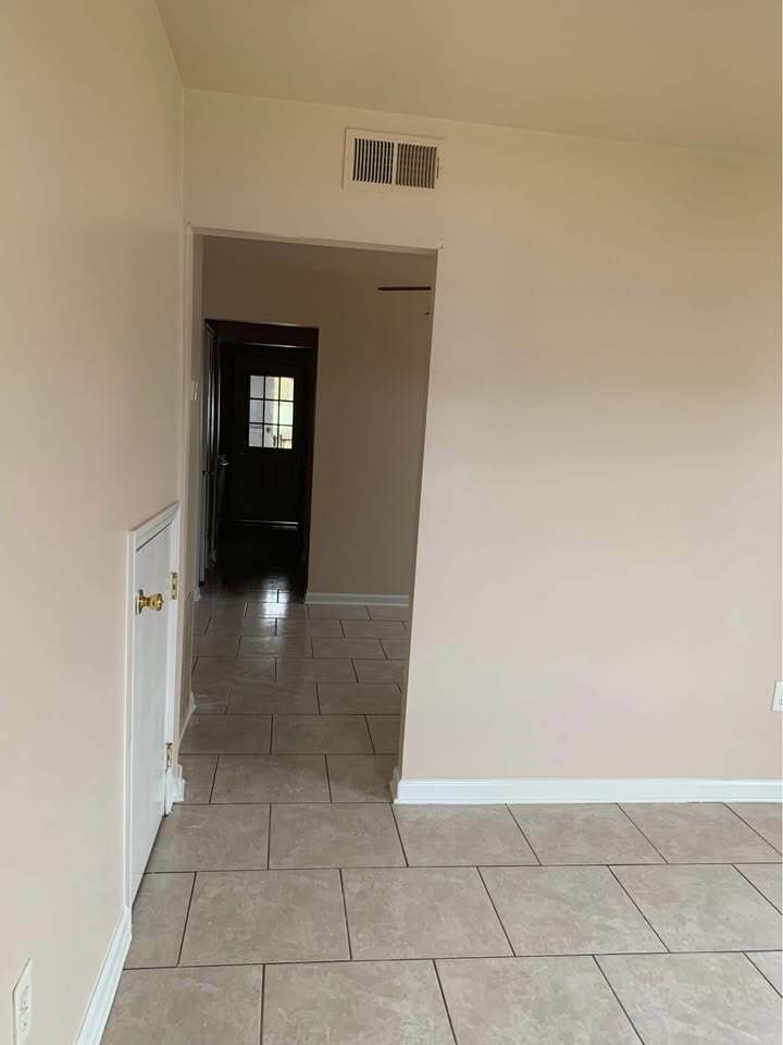 Building Photo - 1108 Lebeau St