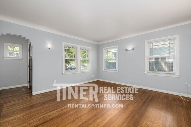 Building Photo - 3571 D St