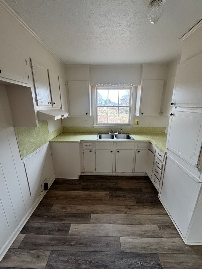 Building Photo - 3/1 in Boiling Springs, NC