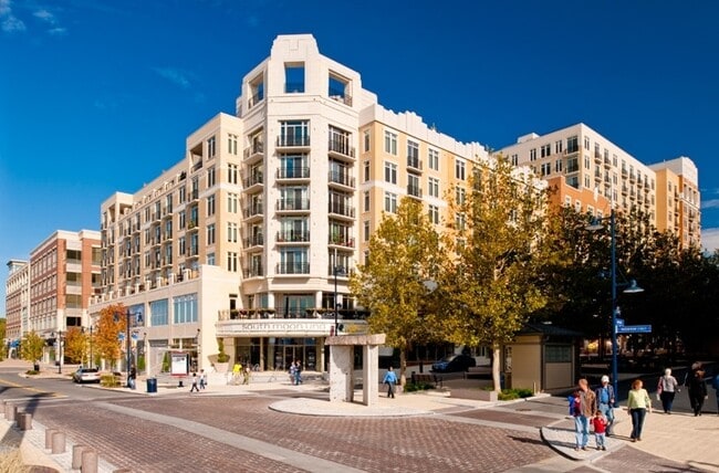 Building Photo - 155 Potomac Passage