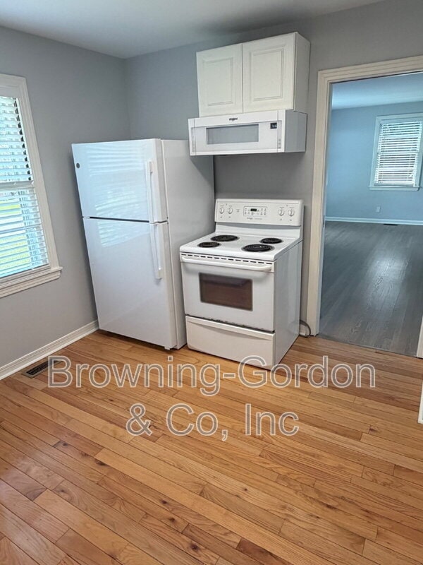 Building Photo - 538 Fairlane Dr