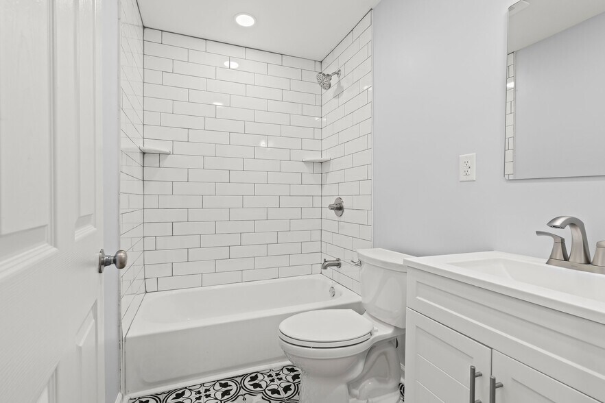 Building Photo - 3412 N 19th St