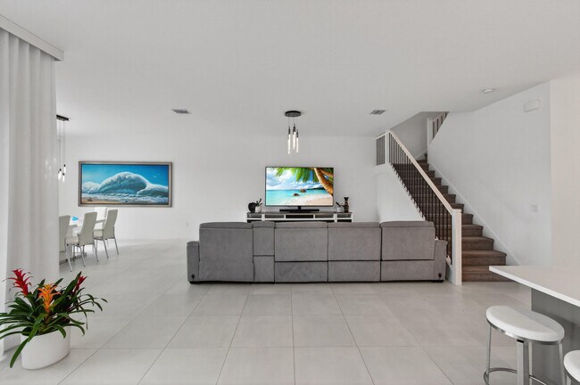 Building Photo - 17222 Blue Bayou Dr