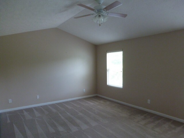 Building Photo - 924 Bamburgh Dr