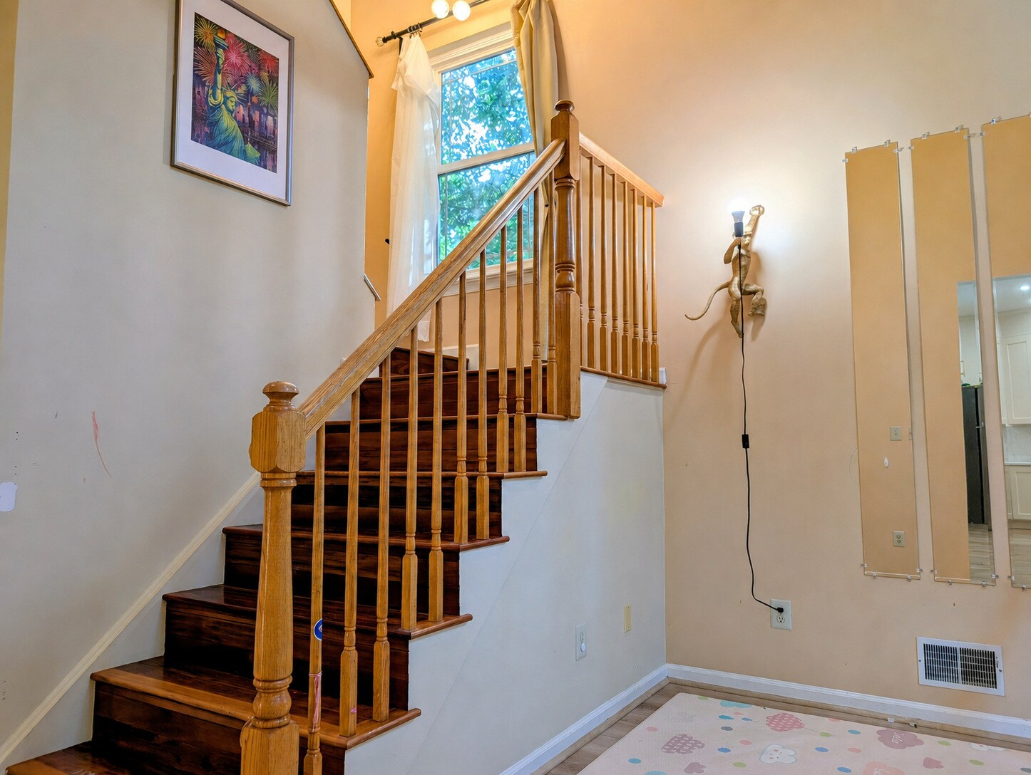 Building Photo - 72 Harvard Cir