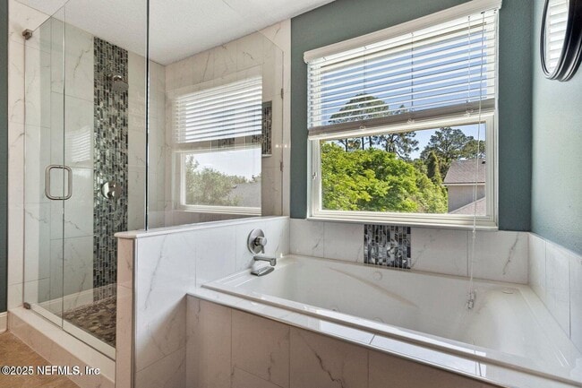 Building Photo - 11725 Paddock Gates Dr