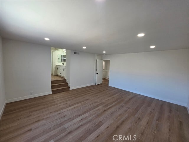 Building Photo - 8831 Sailport Dr