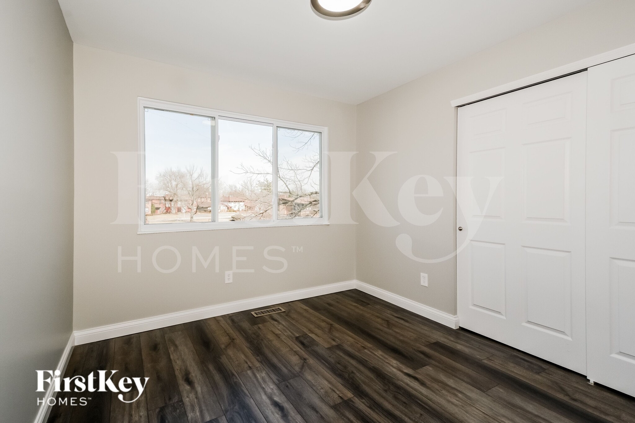 Building Photo - 11814 Featherwood Dr