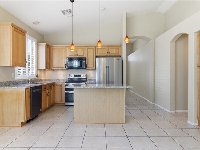 Building Photo - Spacious Living in a Gated Community with Amenities!