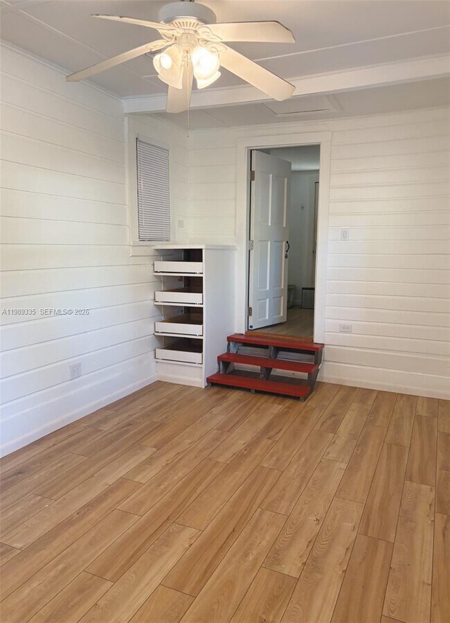 Building Photo - 18780 NW 238 Ave