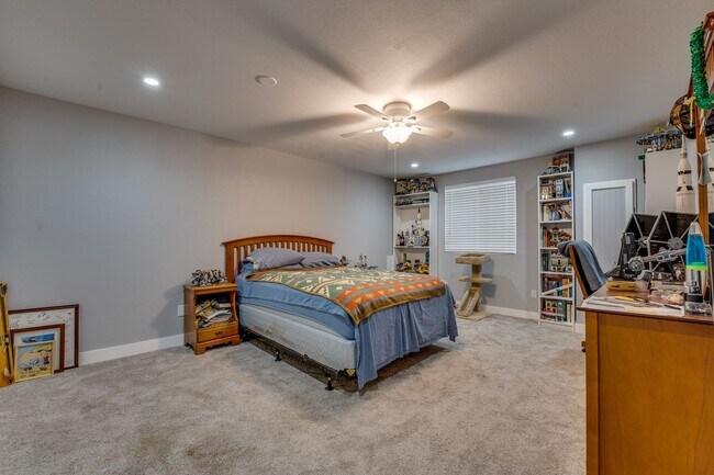 Building Photo - Beautiful 5 bed, 3 Bath House in Central Fort Collins!