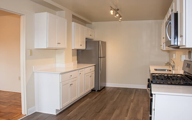 Floorplan - Thomas Wynne Apartments