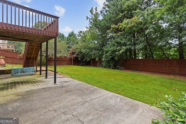 Building Photo - 2315 Hiawassee Dr NW