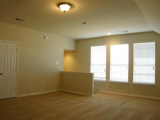Building Photo - 7064 Bethlehem Dr