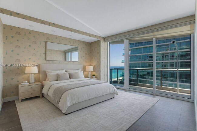 Building Photo - 9401 Collins Ave