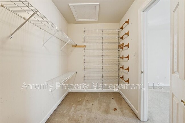 Building Photo - 103 Overlook Point