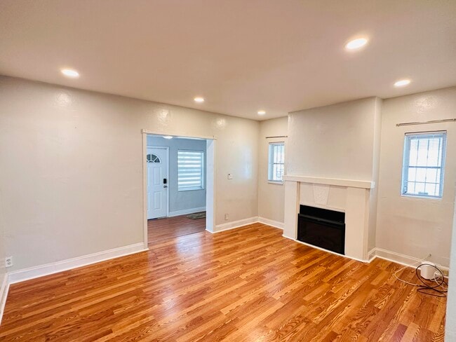 Building Photo - 901 NW 48th St
