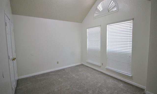 Building Photo - 517 Tate Dr