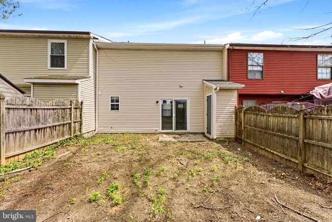 Building Photo - 79 Edinshire Rd