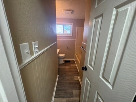 Building Photo - 907 Dover Dr