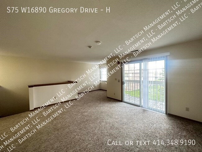 Building Photo - S75W16890-W16890 Gregory Dr