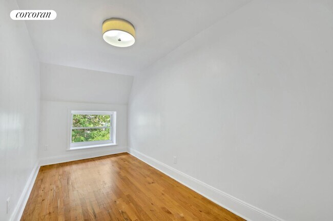 Building Photo - 278 Clifton Pl