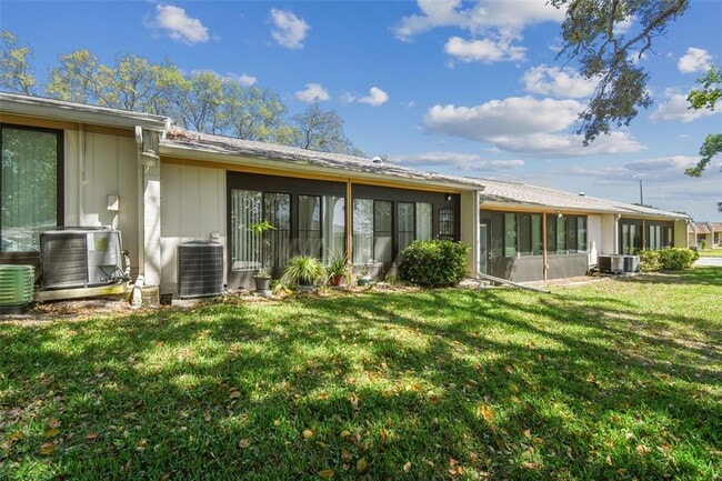 Building Photo - 8130 Braddock Cir